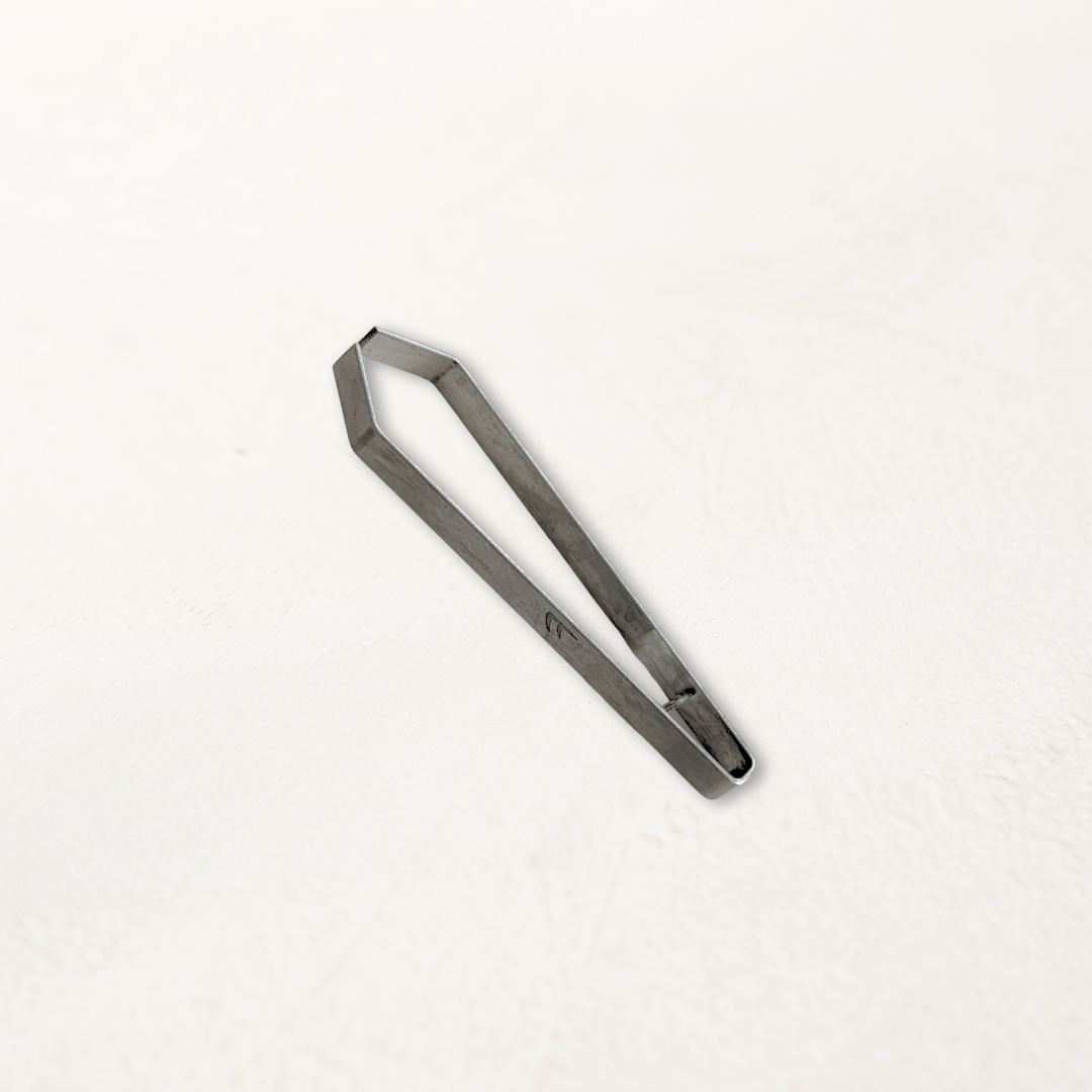 The Picker – Fish Bone Tweezers
