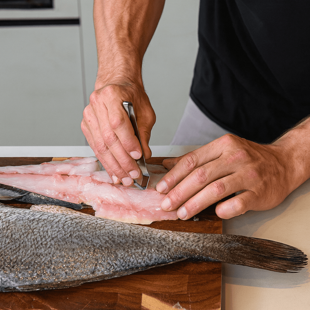 The Picker – Fish Bone Tweezers